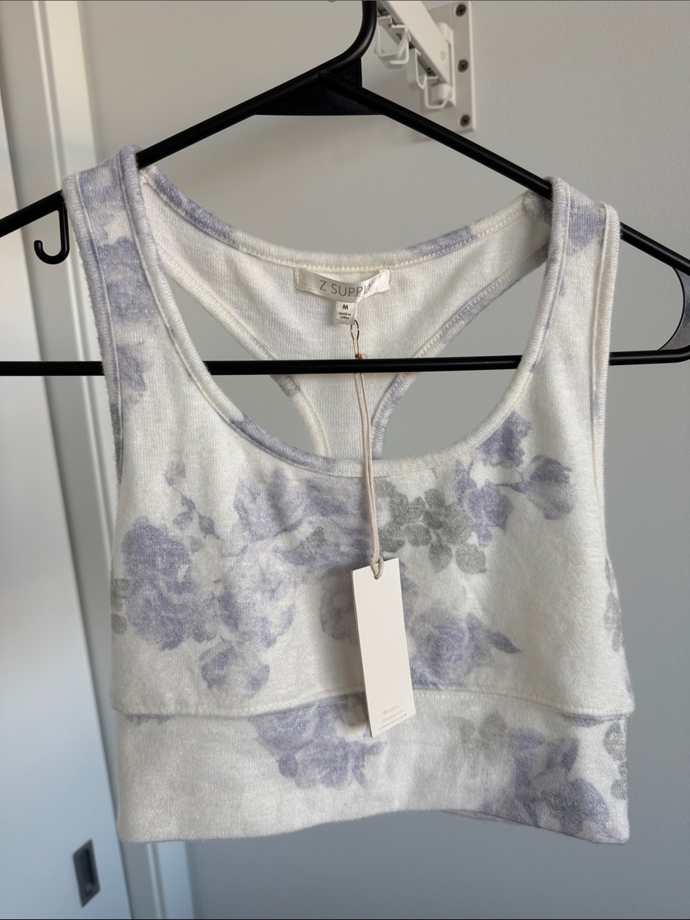 Z Supply Women’s Cream & Lavender Floral Lounge Set - Tank, Top & Pants Medium - Picture 2 of 7